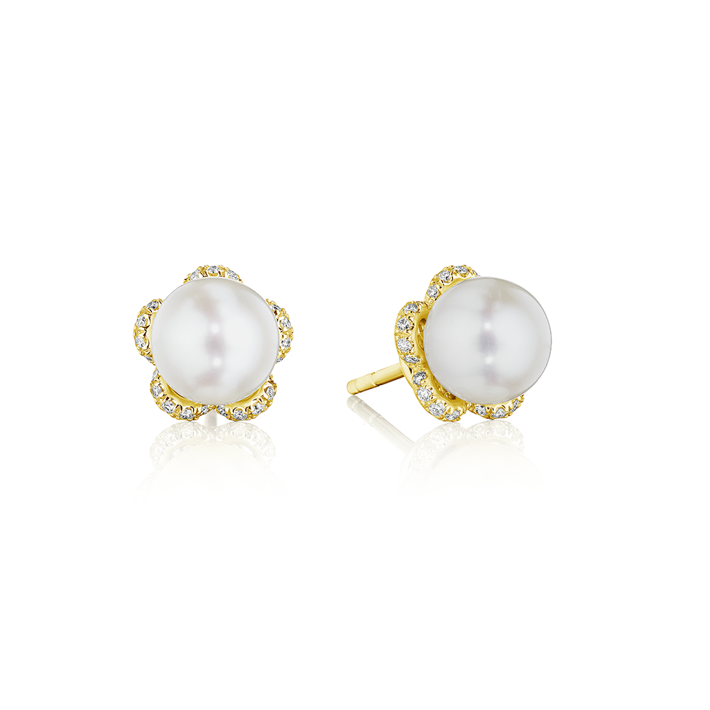 Tiara Diamond & Pearl Stud